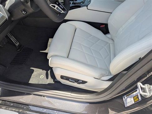 Used 2026 BMW 530i w/ M Sport Package image 4