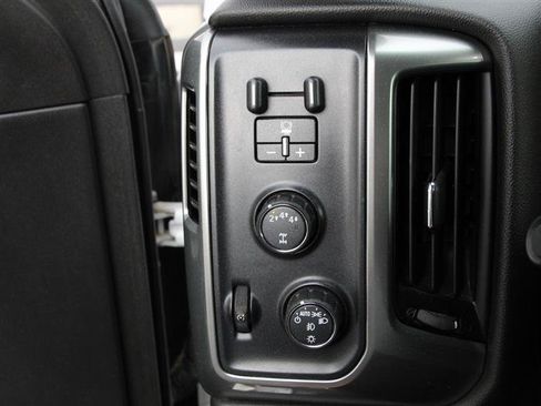 Used 2018 Chevrolet Silverado 2500 LT w/ LT Fleet Convenience Package AWD/4WD image 26