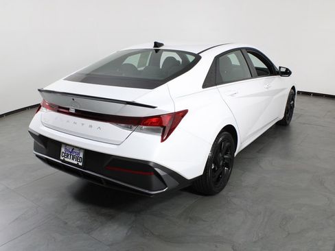 Certified 2026 Hyundai Elantra Sport FWD image 4