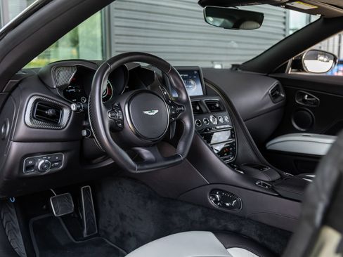Used 2023 Aston Martin DBS Superleggera Volante RWD image 38
