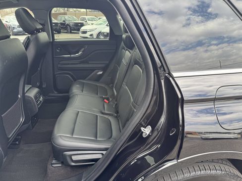 Used 2021 Lincoln Corsair Reserve w/ Equipment Group 201A image 9