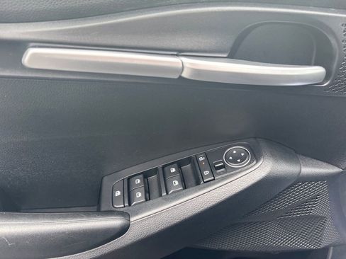 Used 2026 Kia Seltos LX image 3