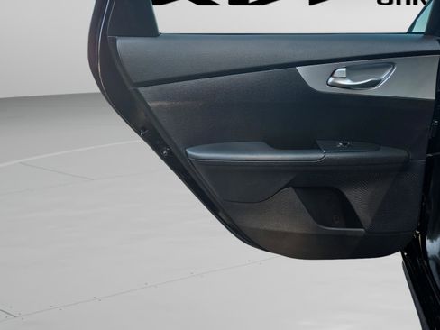 Used 2023 Kia Forte LXS FWD image 27