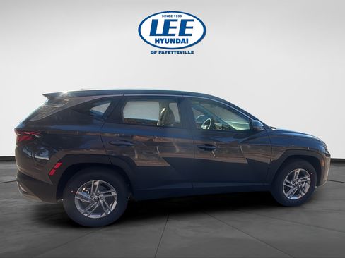 Certified 2026 Hyundai Tucson SE FWD image 2