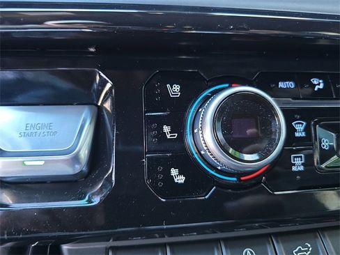 Certified 2024 GMC Sierra 1500 AT4X w/ AT4X AEV Edition image 22