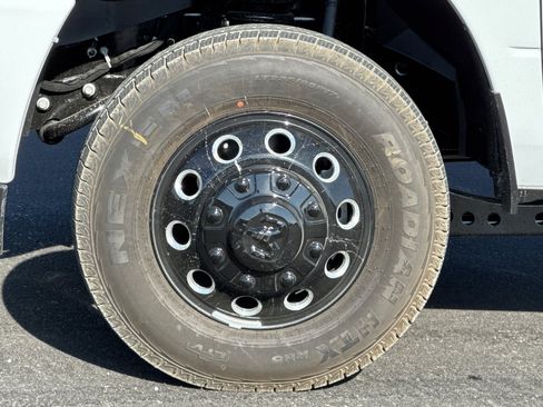 New 2027 RAM 3500 Laramie w/ Night Edition AWD/4WD image 24