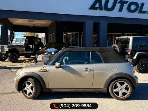 Used 2010 MINI Cooper Convertible image 3