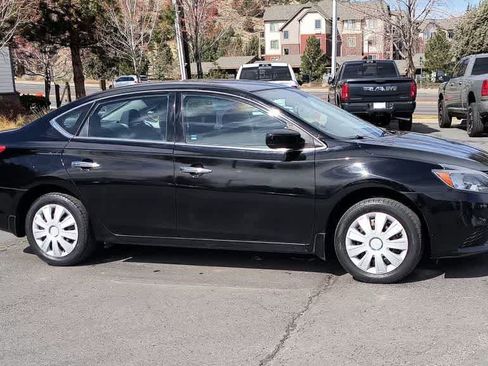 Used 2018 Nissan Sentra S image 2