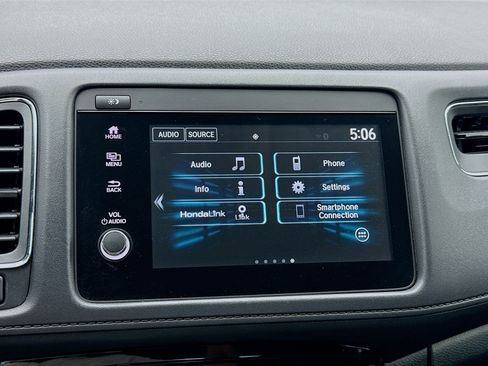 Used 2019 Honda HR-V EX image 9