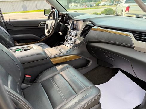 Used 2017 GMC Yukon Denali w/ Open Road Package AWD/4WD image 49