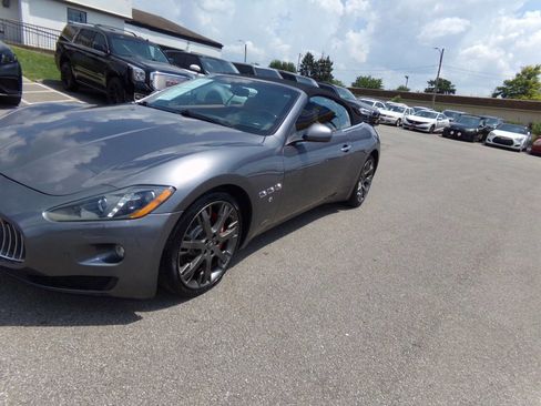 Used 2015 Maserati GranTurismo Convertible image 40