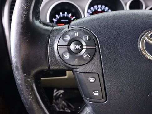 Used 2013 Toyota Tundra Limited AWD/4WD image 13