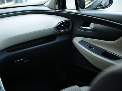 Used 2023 Hyundai Santa Fe SE image 27