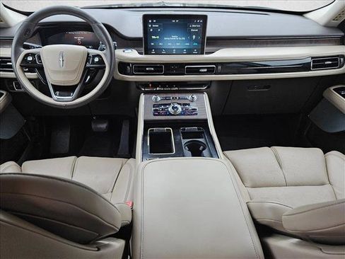 Used 2020 Lincoln Aviator Reserve w/ Equipment Group 201A image 17