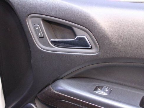 Used 2019 GMC Canyon SLE image 9