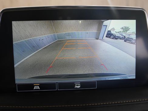 Used 2021 Chevrolet Suburban Premier RWD image 19