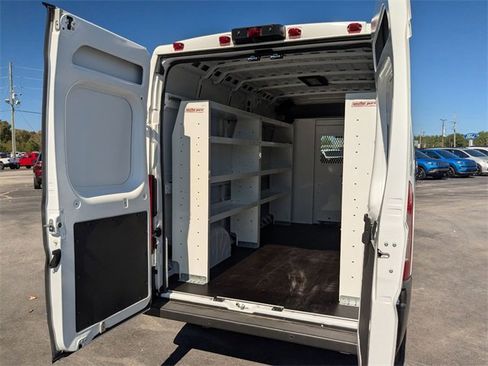 New 2025 RAM ProMaster 2500 w/ Convenience Group image 27