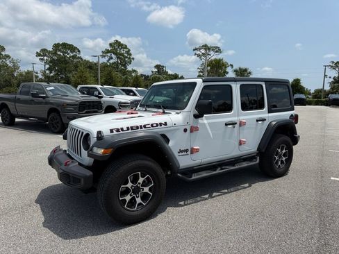Used 2022 Jeep Wrangler Unlimited Rubicon AWD/4WD image 7