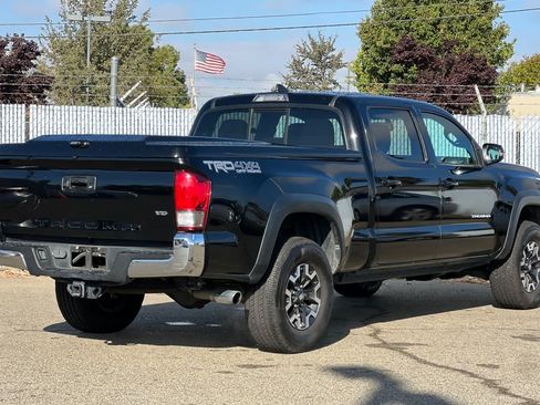 Used 2016 Toyota Tacoma TRD Off-Road w/ Towing Package AWD/4WD image 3