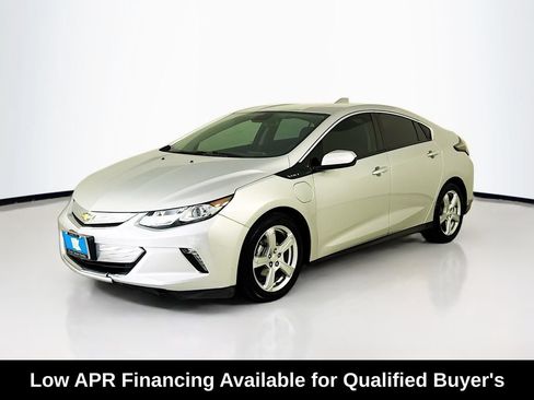 Used 2017 Chevrolet Volt LT w/ Comfort Package FWD image 3