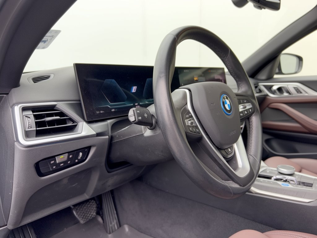 Used 2024 BMW i4 eDrive35 w/ Premium Package RWD image 4