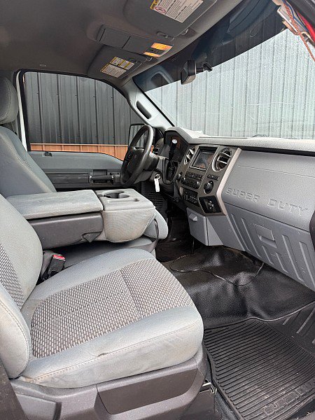 Used 2011 Ford F250 XLT w/ FX4 4X4 Off-Road Pkg image 8