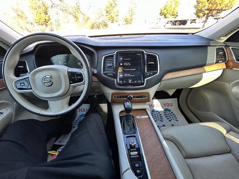 Used 2018 Volvo XC90 T6 Inscription w/ Convenience Package image 19