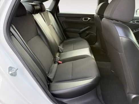 Used 2023 Honda Civic Sport image 18