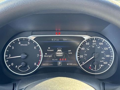Used 2024 Nissan Sentra SV FWD image 14