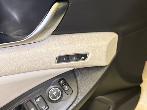 Used 2018 Honda Accord EX-L image 20