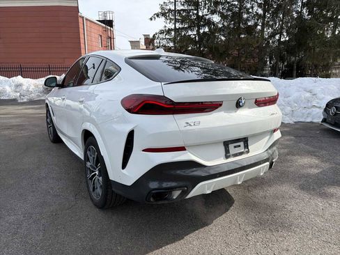 Certified 2024 BMW X6 xDrive40i w/ Executive Package image 4