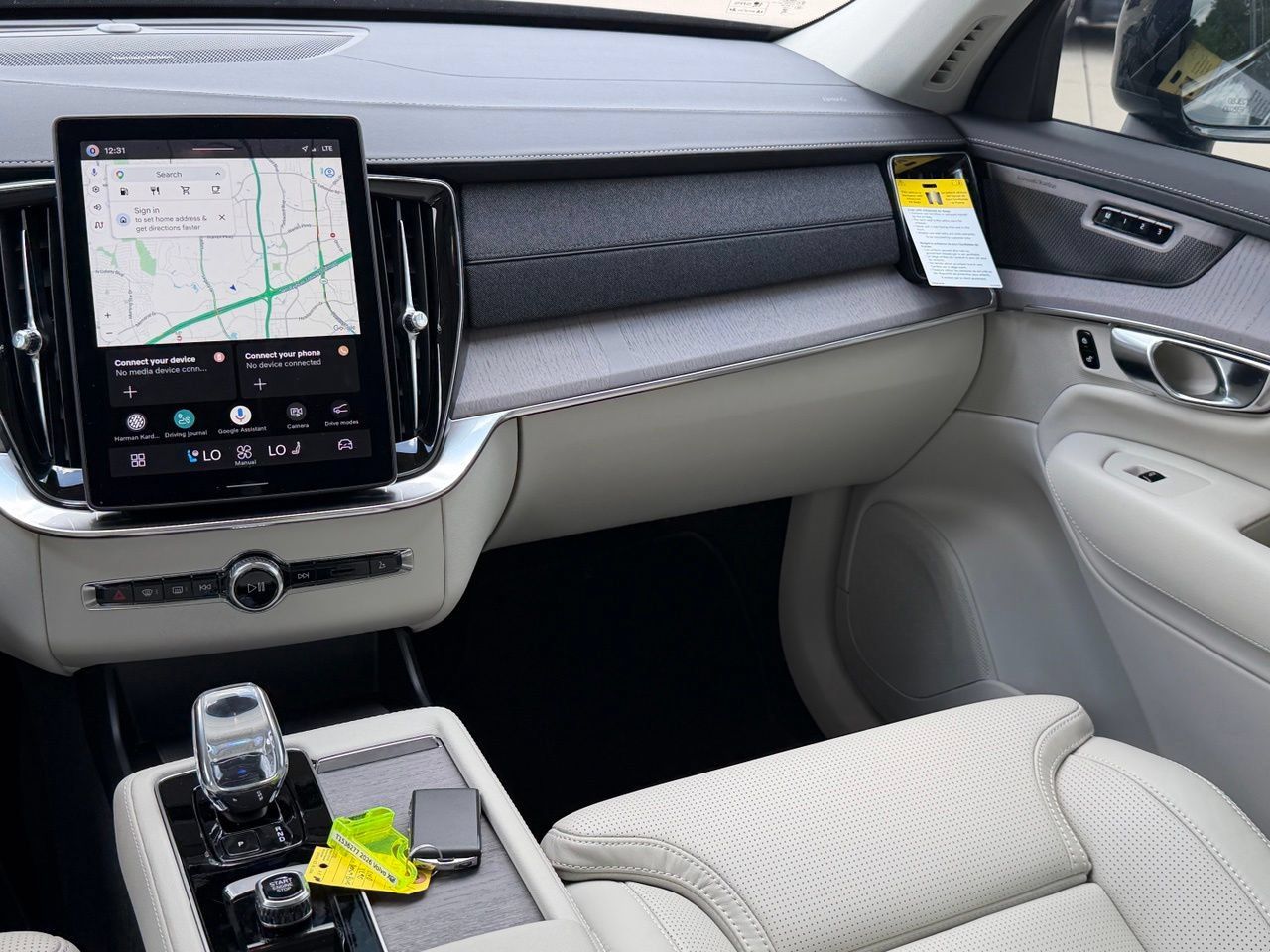 New 2026 Volvo XC90 B6 Ultra w/ Protection Package Premier AWD/4WD image 12
