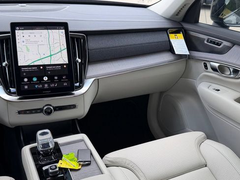 New 2026 Volvo XC90 B6 Ultra w/ Protection Package Premier AWD/4WD image 12