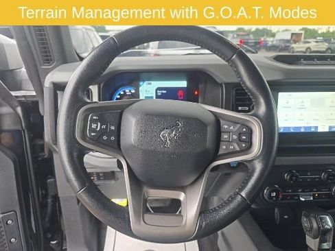 Used 2023 Ford Bronco Big Bend w/ Sasquatch Package AWD/4WD image 9