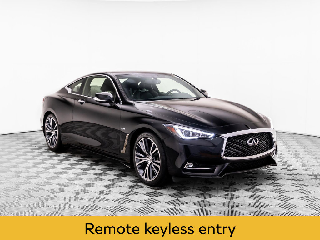 Used 2017 INFINITI Q60 2.0t w/ Premium Plus Package 2.0T AWD/4WD image 8