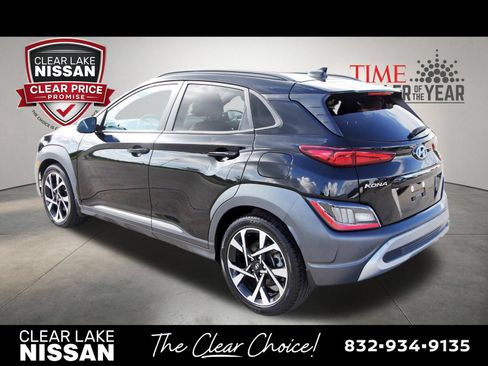 Used 2022 Hyundai Kona Limited w/ Cargo Package FWD image 5