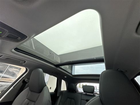 New 2025 Audi Q5 Premium Plus image 22