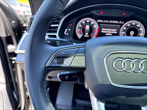 Used 2025 Audi Q7 3.0T Prestige w/ Prestige Package AWD/4WD image 17