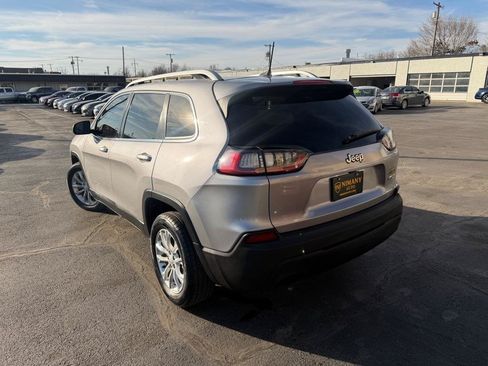 Used 2019 Jeep Cherokee Latitude w/ Popular Appearance Group FWD image 35