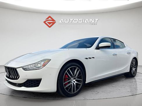 Used 2019 Maserati Ghibli S Q4 AWD/4WD image 16