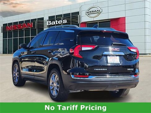 Used 2022 GMC Terrain SLT w/ Tech Package image 5