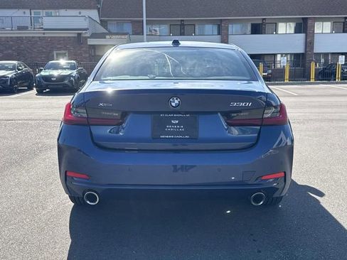 Used 2023 BMW 330i xDrive Sedan w/ Premium Package AWD/4WD image 7