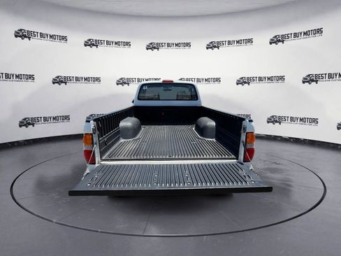 Used 2002 Toyota Tacoma 2WD Regular Cab image 23
