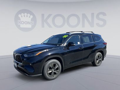 Used 2022 Toyota Highlander XLE