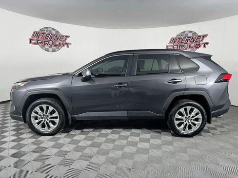 Used 2025 Toyota RAV4 Limited FWD image 4