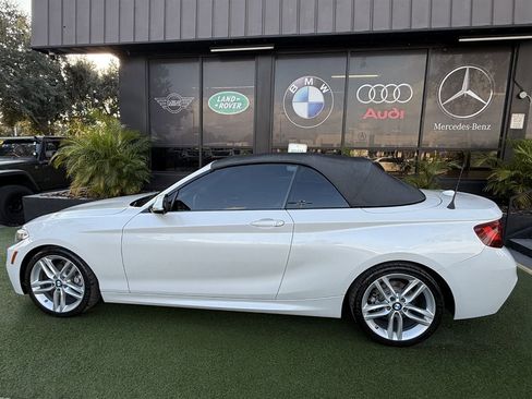 Used 2016 BMW 228i Convertible image 9