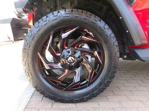 Used 2021 Jeep Wrangler Sport AWD/4WD image 36