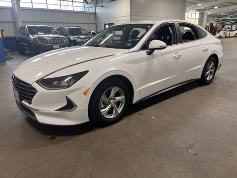 Used 2023 Hyundai Sonata SE w/ Cargo Package image 7