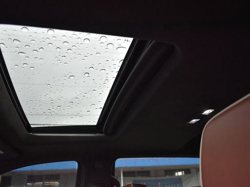 Used 2024 GMC Sierra 1500 Denali Ultimate image 19