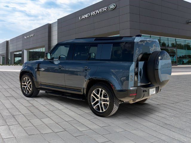 Certified 2026 Land Rover Defender 110 X-Dynamic SE AWD/4WD image 3